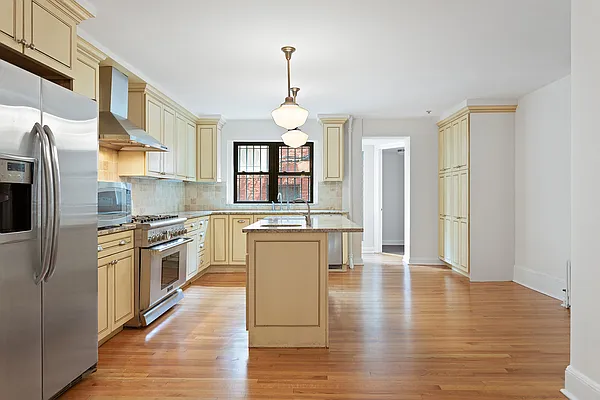 Sold by Corcoran | media 3