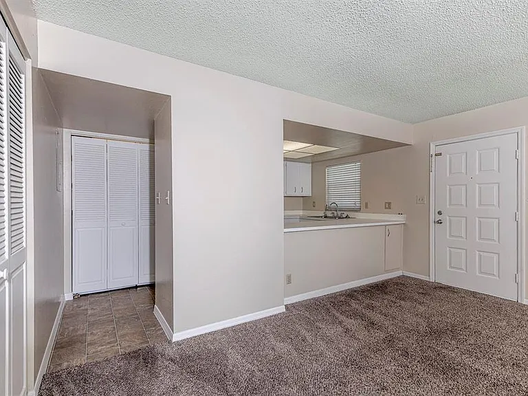 100 S Tremain St #5 — Photo 18