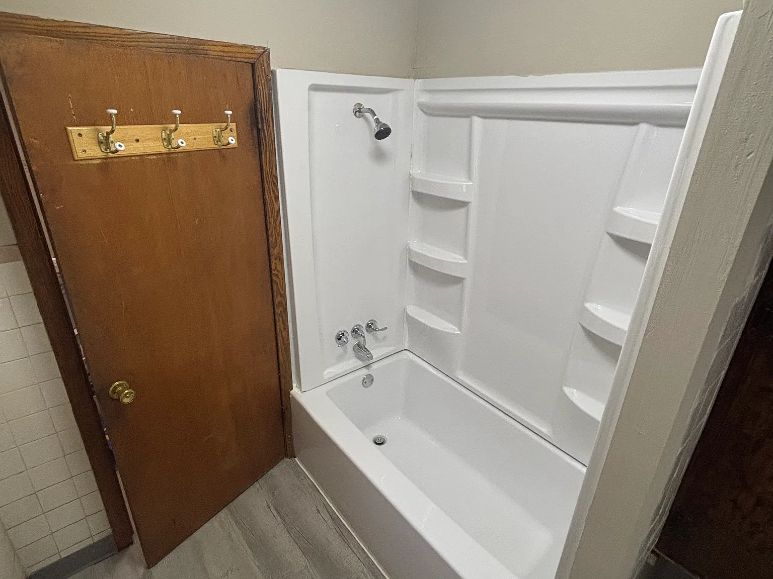 2 bed, 702 sqft, $900 — Photo 3
