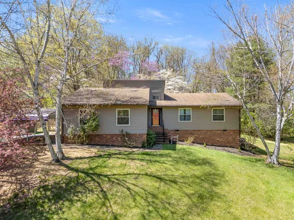 7501 James Way, Radford, VA 24141