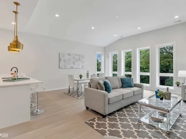 5434 S Michigan Ave #2, Chicago, IL 60615