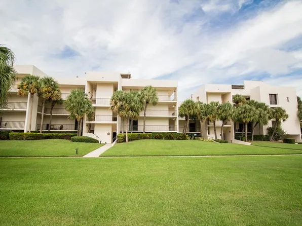 50 Coe Rd APT 123, Belleair, FL 33756