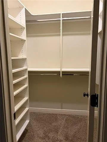 115 Ayshire Ct — Photo 18