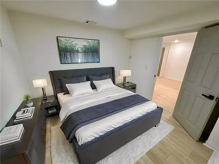 2371 Cresta Dr #2 — Photo 8