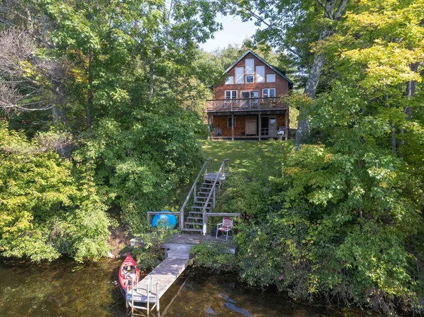 27 Campbell Road, Castleton, VT 05735