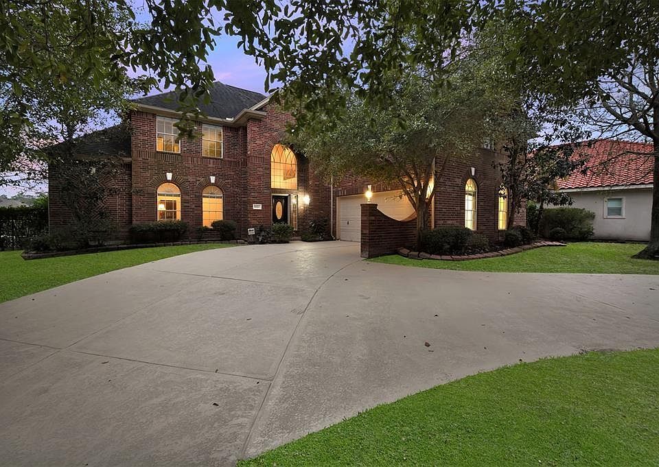 1st image of 8322 Shoregrove Dr