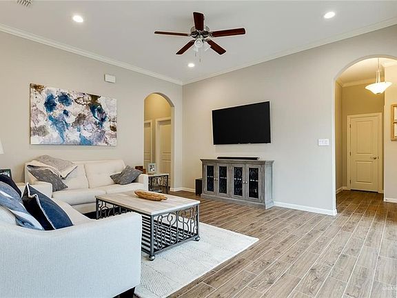 2nd image of 14504 Travis Cir
