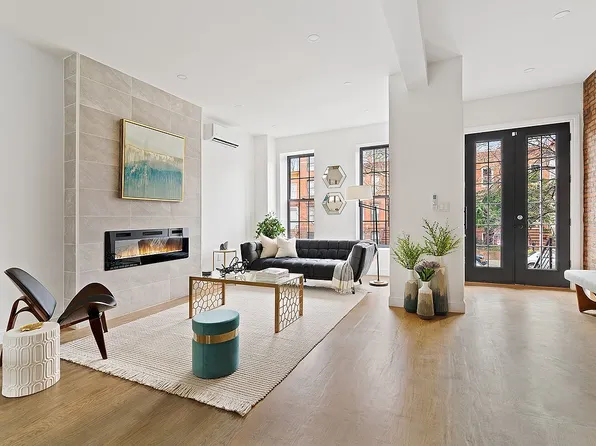 689 Sterling Pl, Brooklyn, NY 11216