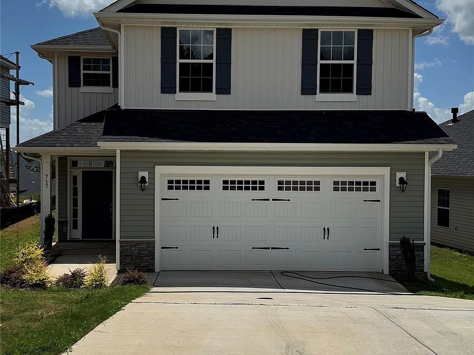 1st image of 717 Inwood Hill Dr #95