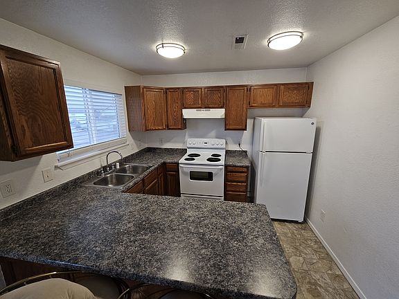 2nd image of 1758 A St APT 3