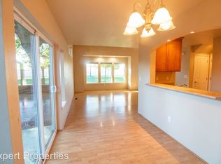 348 Live Oak Loop, Central Pt, OR 97502