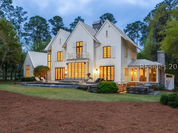 26 Plum Thicket Rd, Bluffton, SC 29910