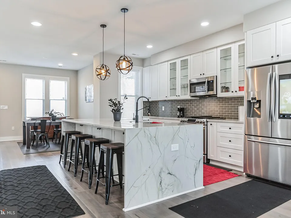 805 Jefferson St NW