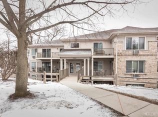 7201 Mid Town Rd APT 307, Madison, WI 53719