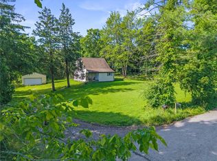 32 Spring Hill Ln, New Castle, PA 16101