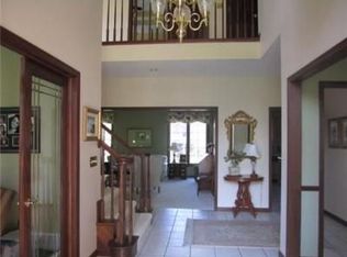 212 Bentwood Rd, Hurricane, WV 25526