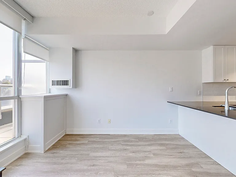 50 Spadina Rd — Photo 7