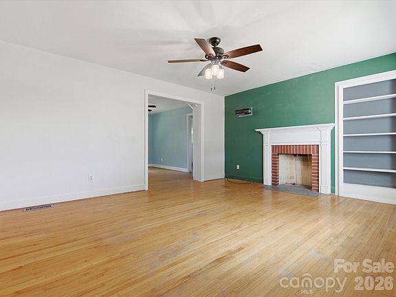 4th image of 620 Normandy Rd