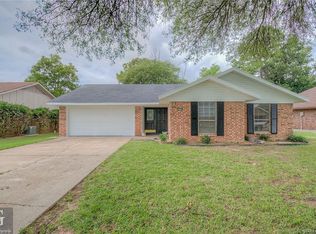 2536 Spruce Dr, Bossier City, LA 71111
