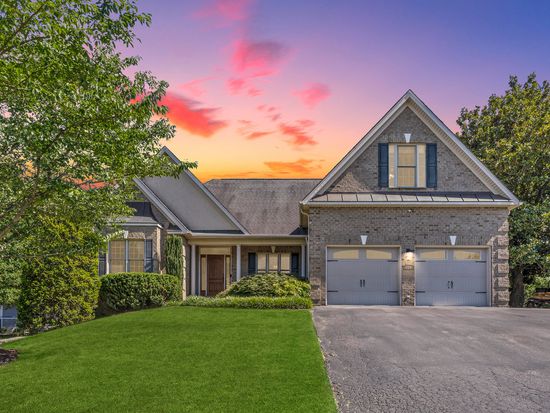 330 Homeplace Dr, Salem, VA 24153