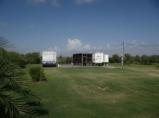 1021 Canal, Gilchrist, TX 77650