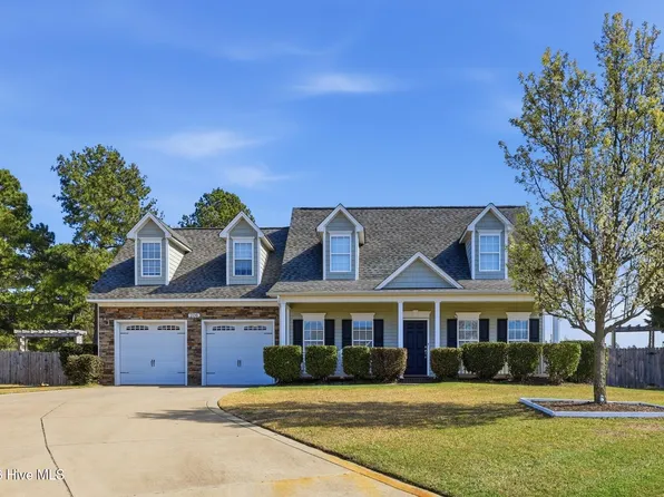 206 Blacksmith Lane, Raeford, NC 28376