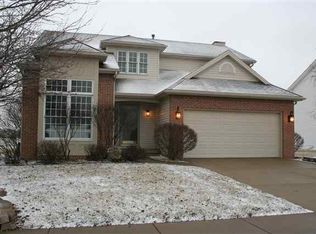 3120 Monterey Rd, Bloomington, IL 61704