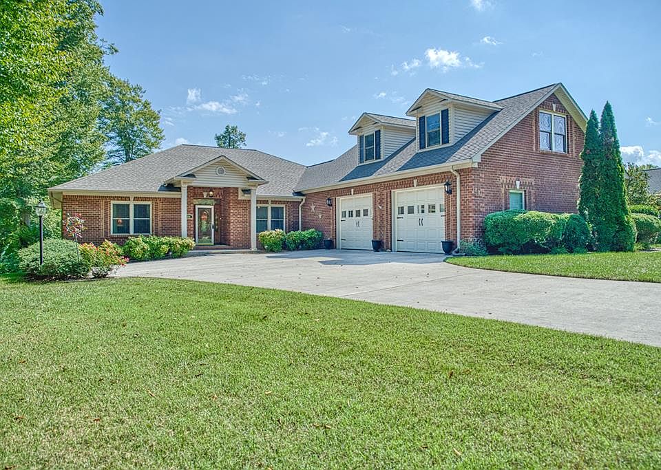 1st image of 1031 Heathwood West Dr