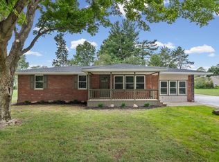 7060 W Crestwood Dr, Delphi, IN 46923
