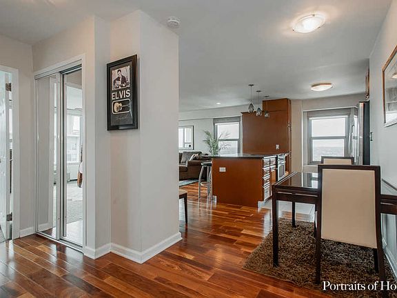3rd image of 3600 N Lake Shore Dr APT 2825