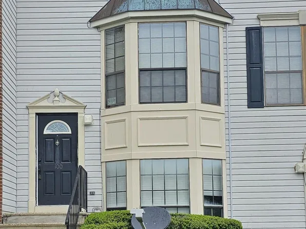 100 Colonial Ct #100, Galloway, NJ 08205