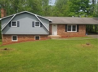 105 Prestwick Ln, Rural Hall, NC 27045