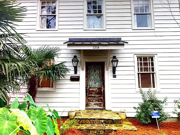 2nd image of 1318 Woodward Ave
