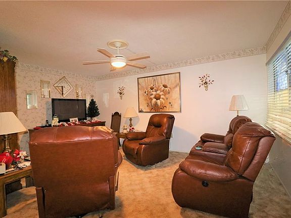 5th image of 8101 11th St N APT 226