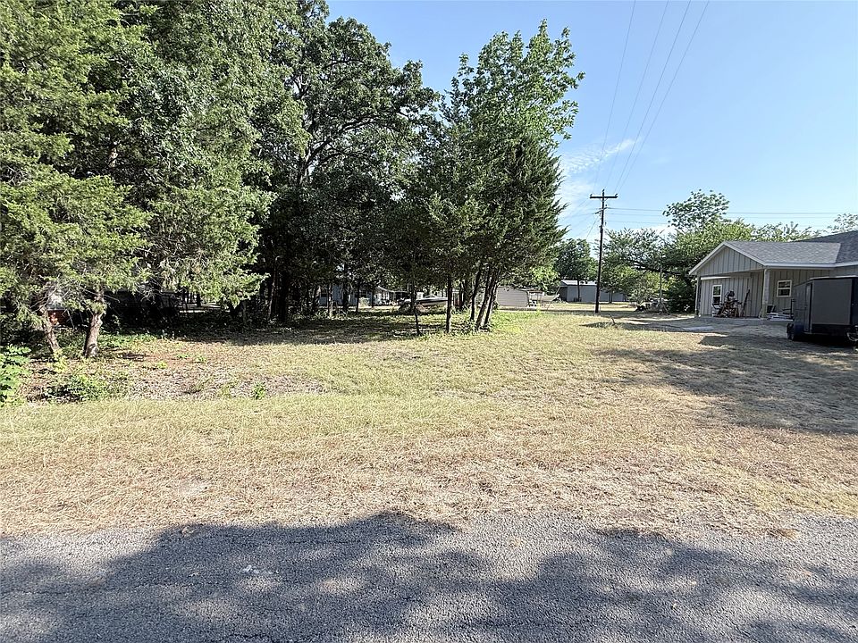 2nd image of Brazeil Bay Rd