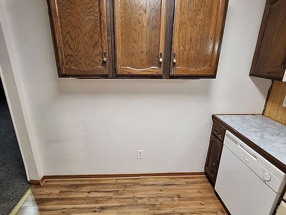 4th image of 3442C State St