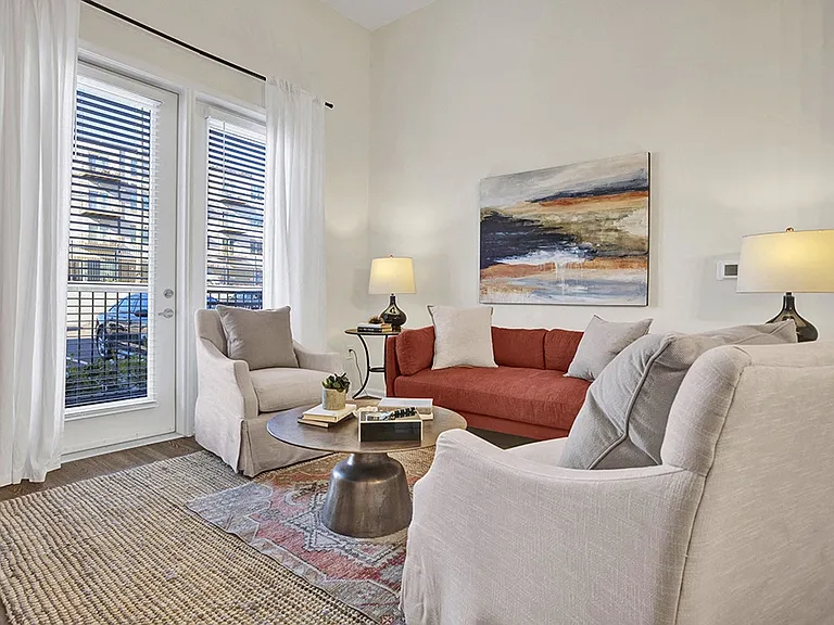 Artisan Flats — Photo 10