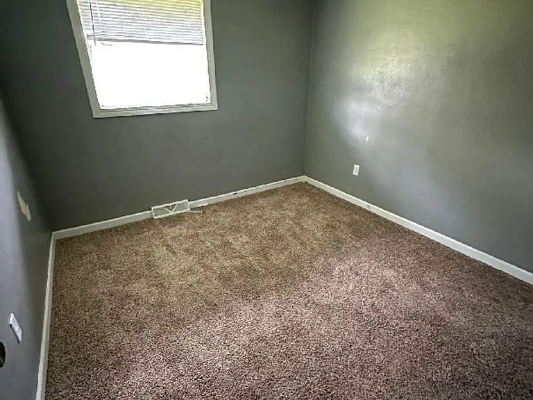 29936 & 29938 Cardinal Avenue — Photo 5