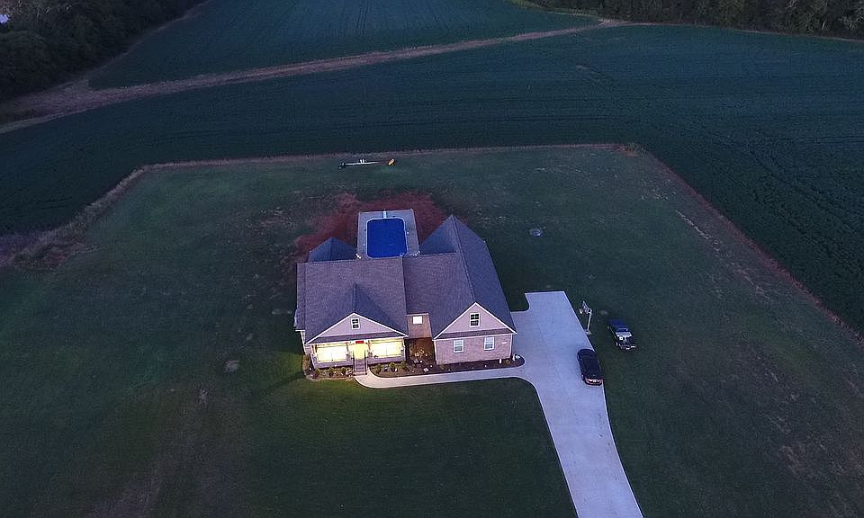 2nd image of 391 Larkin Sullivan Rd