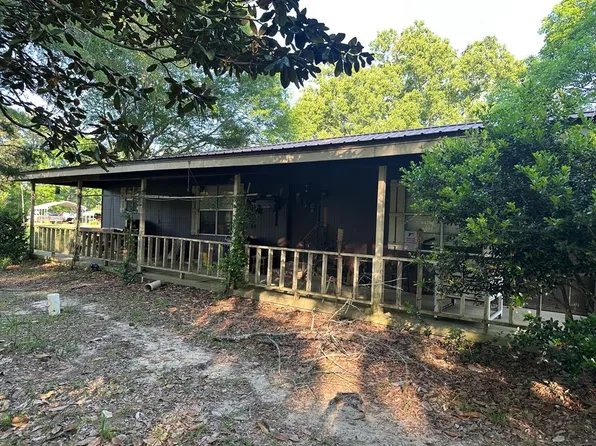 15 New Hope Rd, Ellisville, MS 39437