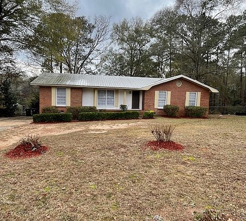 2nd image of 3403 Candlewood Dr