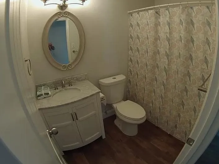 4 bed, 1727 sqft, $1,900 — Photo 2