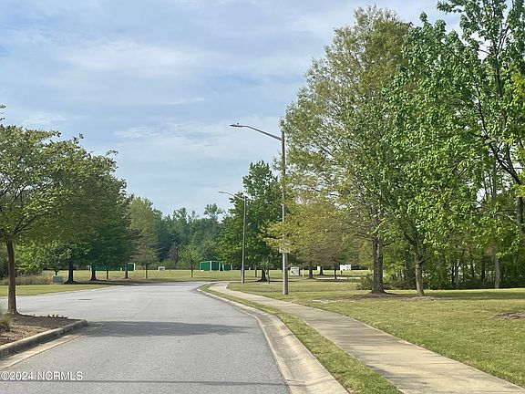 3rd image of 1828 Fox Den Way #6