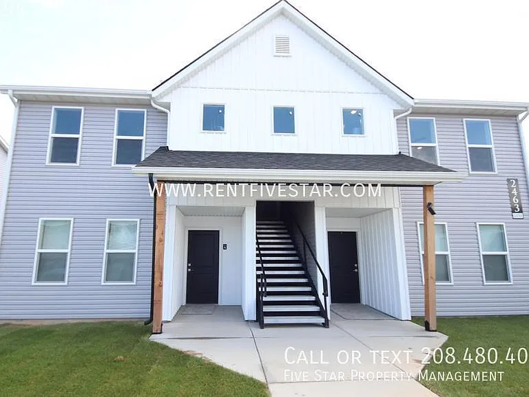 2494 Foothill Blvd #C — Photo 1