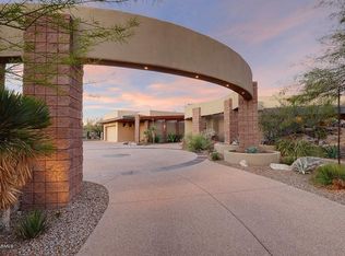 14424 N Silver Cloud Dr, Oro Valley, AZ 85755