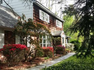 7 Taylor Rd, Elmsford, NY 10523