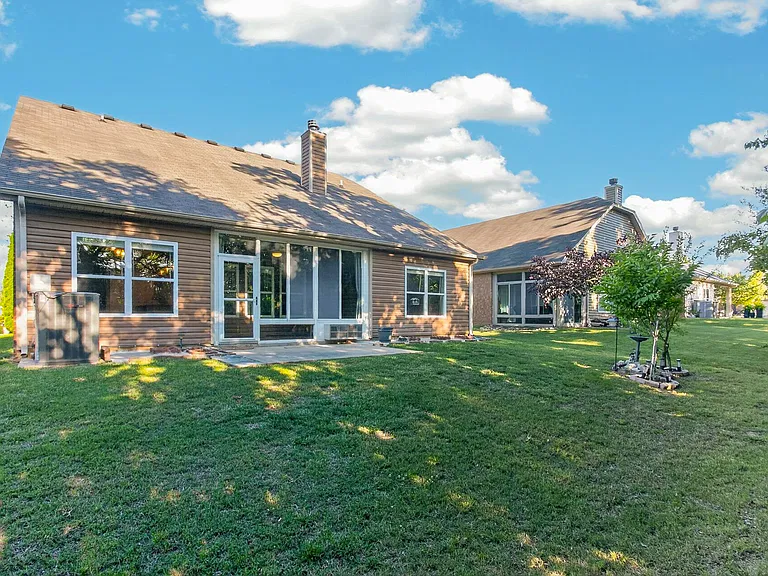 7339 Autumn Crossing Way — Photo 44