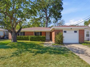 3558 Winston Rd, Fort Worth, TX 76109