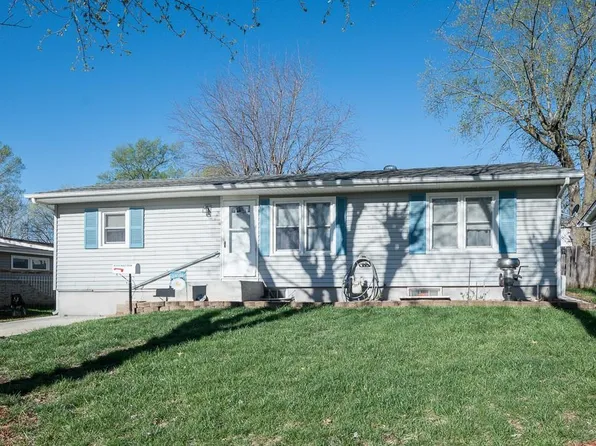 138 Arthur Ave, Bonner Springs, KS 66012