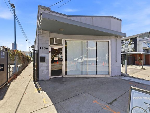 4th image of 1250 Soquel Ave